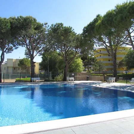 Apartment Intimate In A Modern With Pools *
